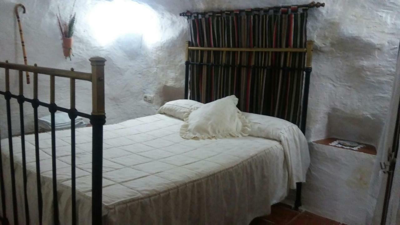 Hostal Cueva Rural La Noguera Pegalajar Exterior foto